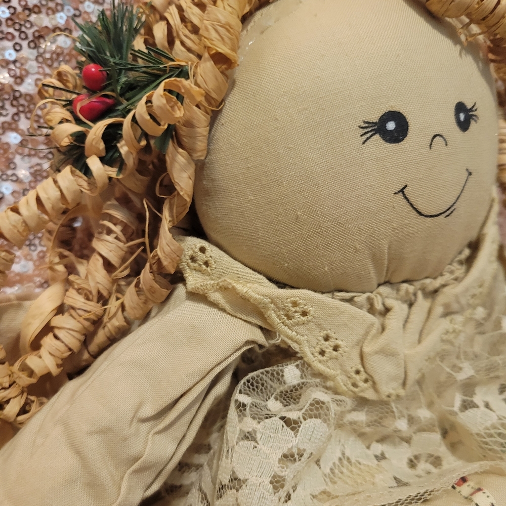 Christmas doll - Picture 2 of 4